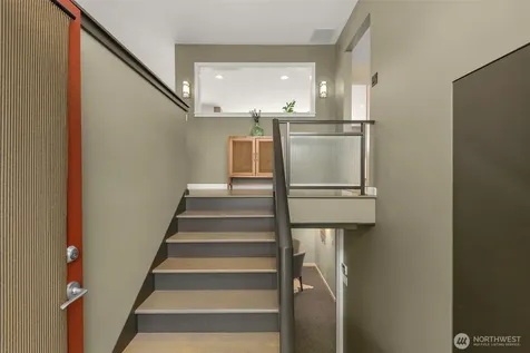 4204 47th Avenue S Seattle WA 98118