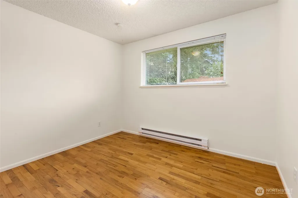 21124 50th Place W Lynnwood WA 98036