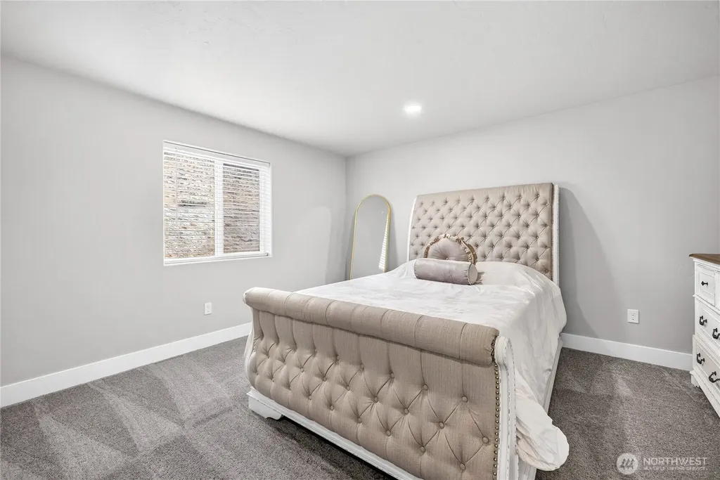 4315 Cowlitz Boulevard Richland WA 99352