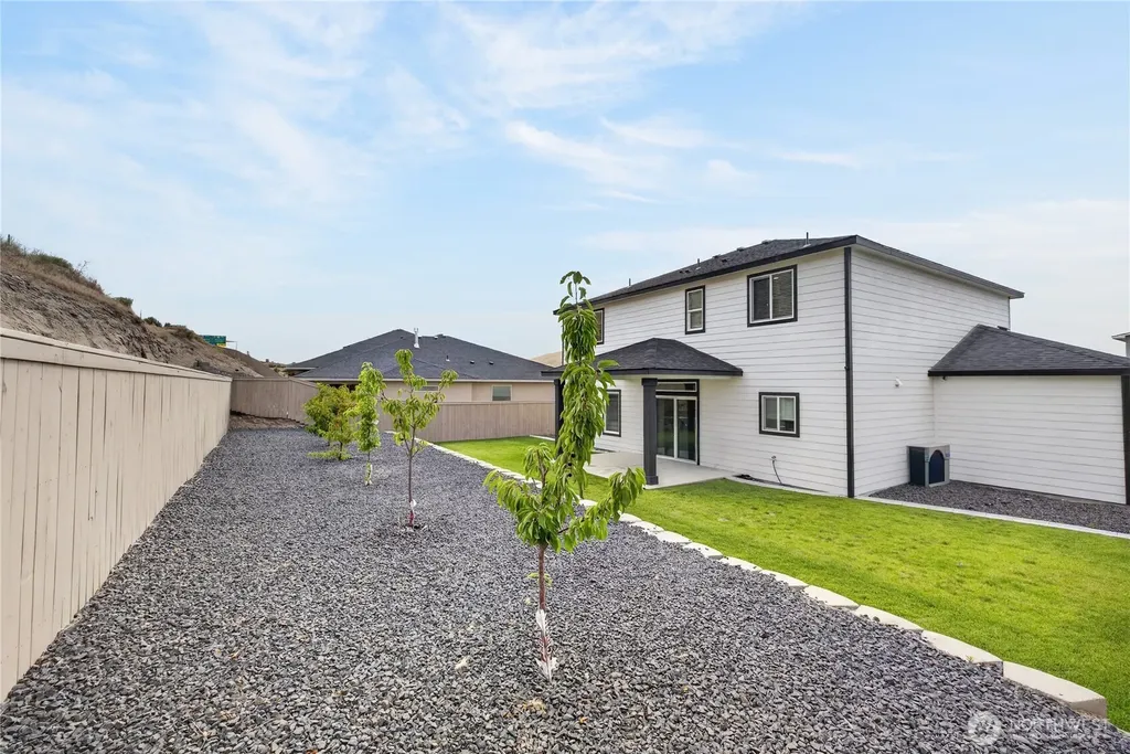 4315 Cowlitz Boulevard Richland WA 99352