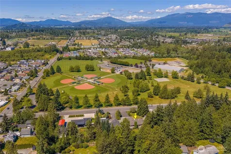 3104 E Fir Street Mount Vernon WA 98273