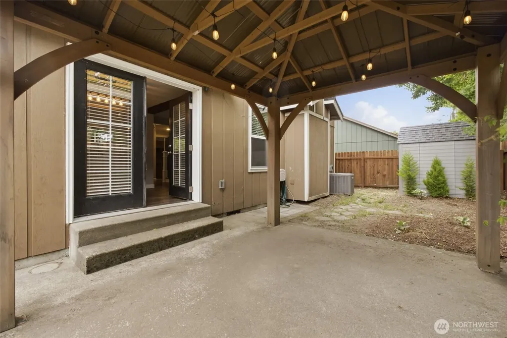 1416 Creekwood Court SE Olympia WA 98501