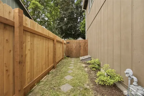 1416 Creekwood Court SE Olympia WA 98501