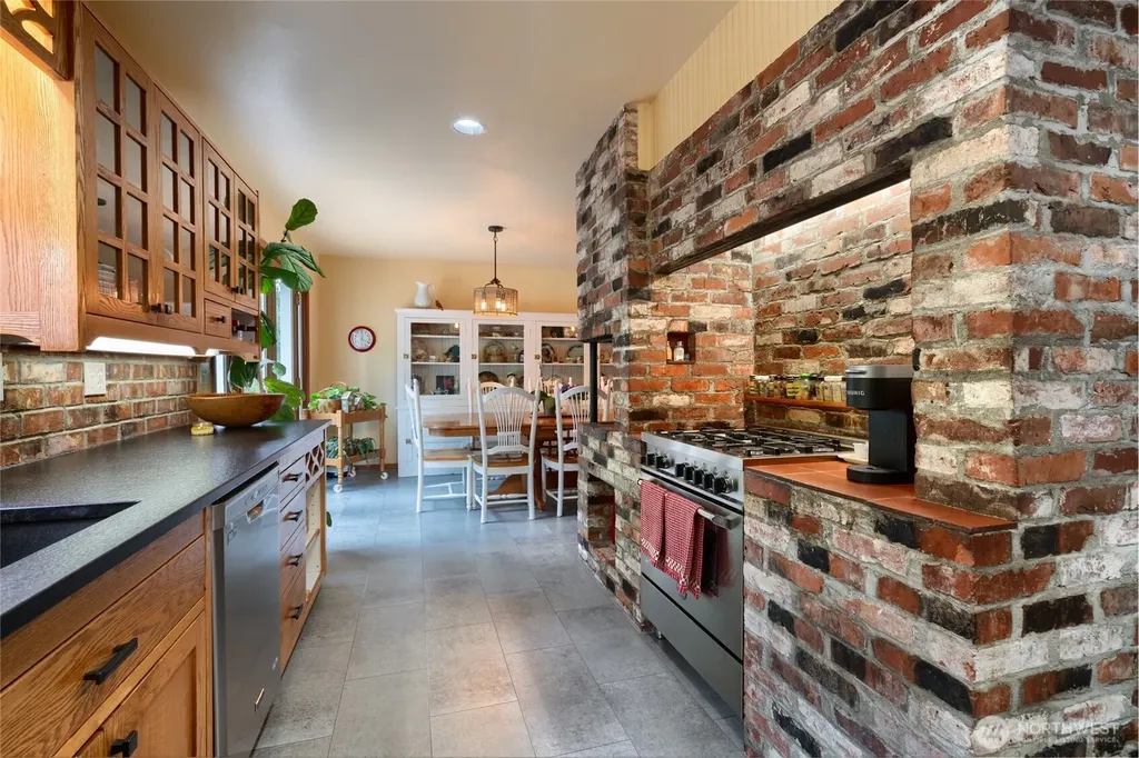 23945 Martin Road Sedro Woolley WA 98284