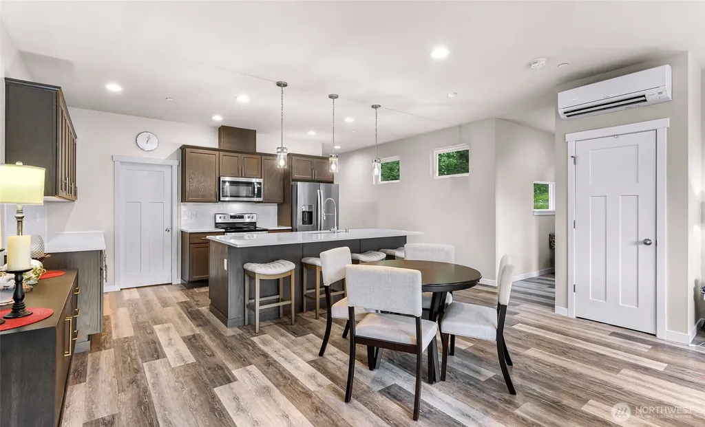 1306 Digby Place Mount Vernon WA 98274