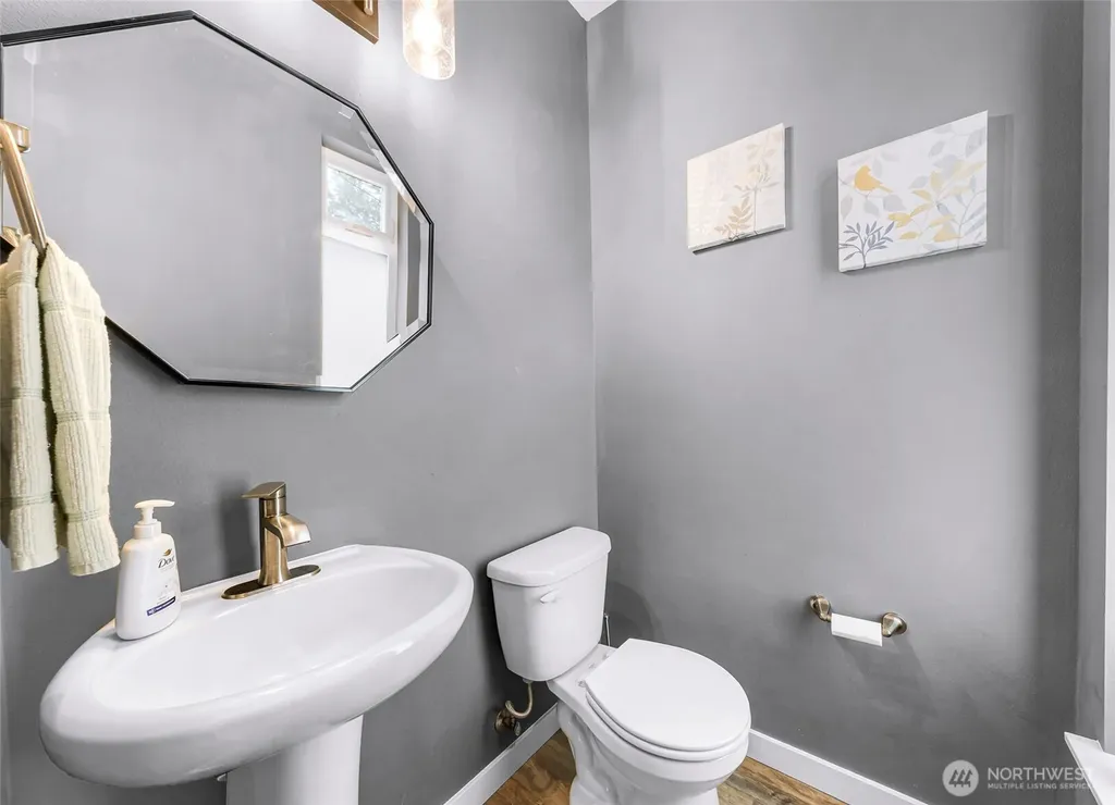 1306 Digby Place Mount Vernon WA 98274
