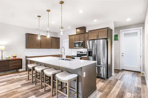 1306 Digby Place Mount Vernon WA 98274