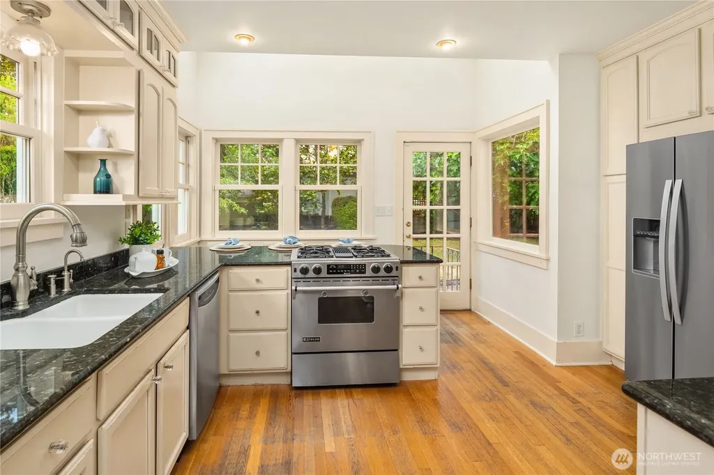 848 NW 59th Street Seattle WA 98107