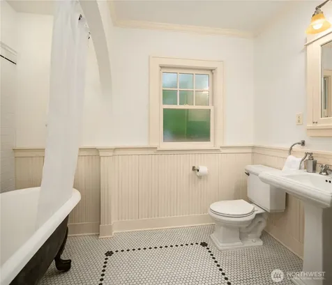 848 NW 59th Street Seattle WA 98107