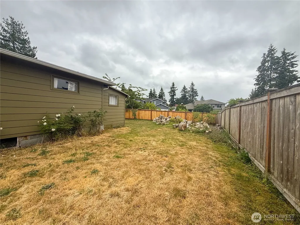 20730 33rd Avenue W Lynnwood WA 98036
