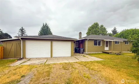 20730 33rd Avenue W Lynnwood WA 98036