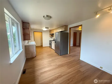 20730 33rd Avenue W Lynnwood WA 98036
