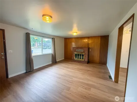 20730 33rd Avenue W Lynnwood WA 98036