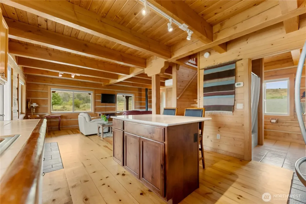 135 Hamilton Ranch Loop Winthrop WA 98862