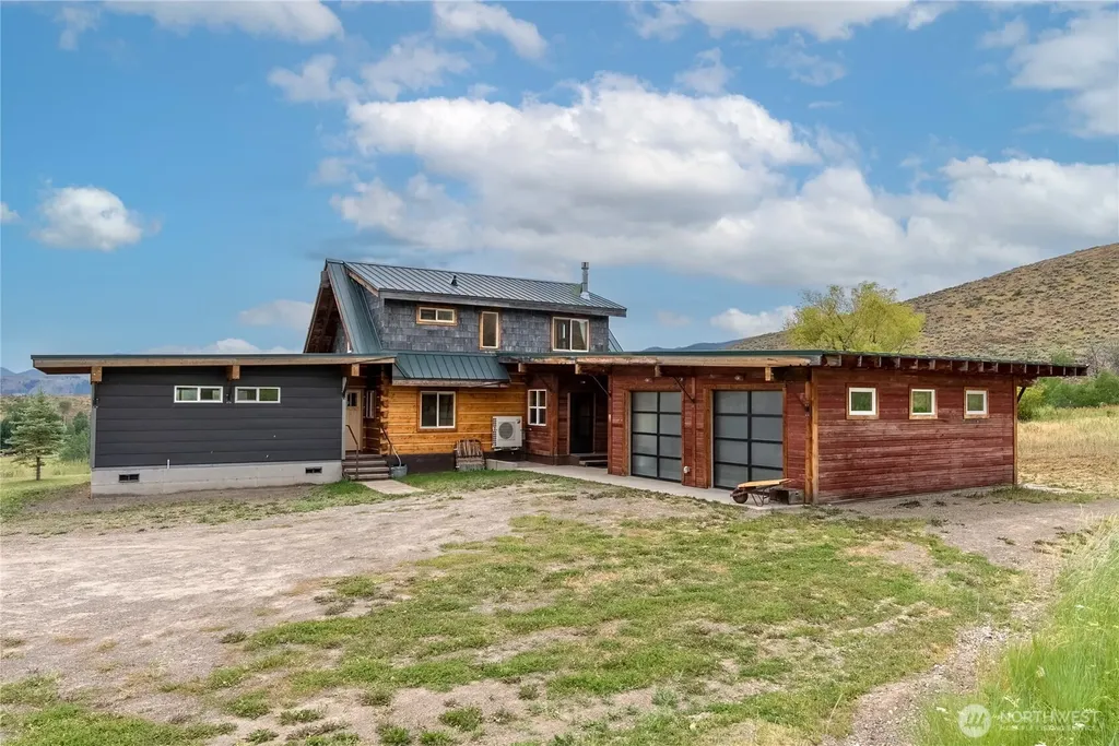 135 Hamilton Ranch Loop Winthrop WA 98862
