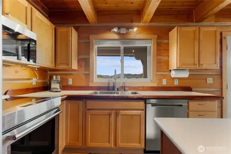 135 Hamilton Ranch Loop Winthrop WA 98862