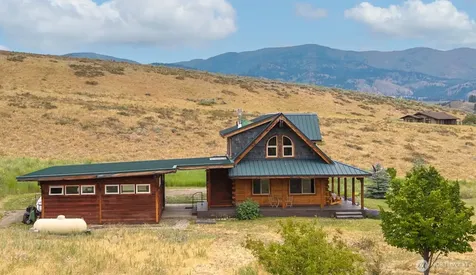 135 Hamilton Ranch Loop Winthrop WA 98862