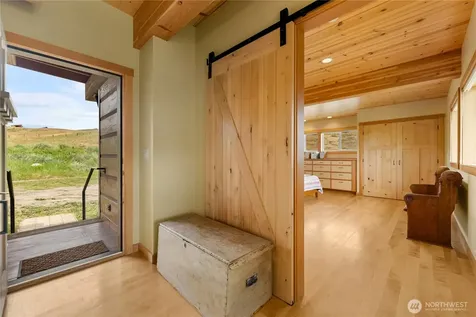 135 Hamilton Ranch Loop Winthrop WA 98862