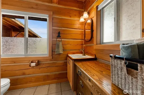 135 Hamilton Ranch Loop Winthrop WA 98862