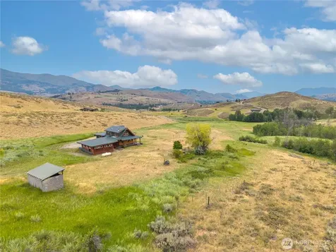 135 Hamilton Ranch Loop Winthrop WA 98862