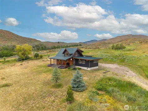 135 Hamilton Ranch Loop Winthrop WA 98862