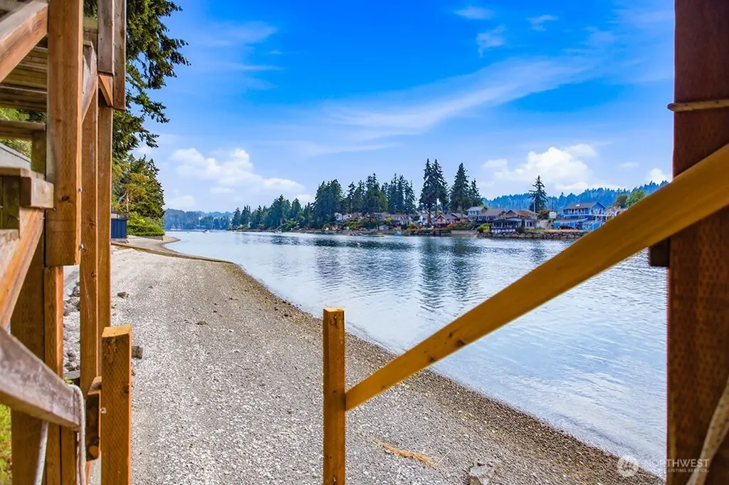 2161 Marine Drive Bremerton WA 98312