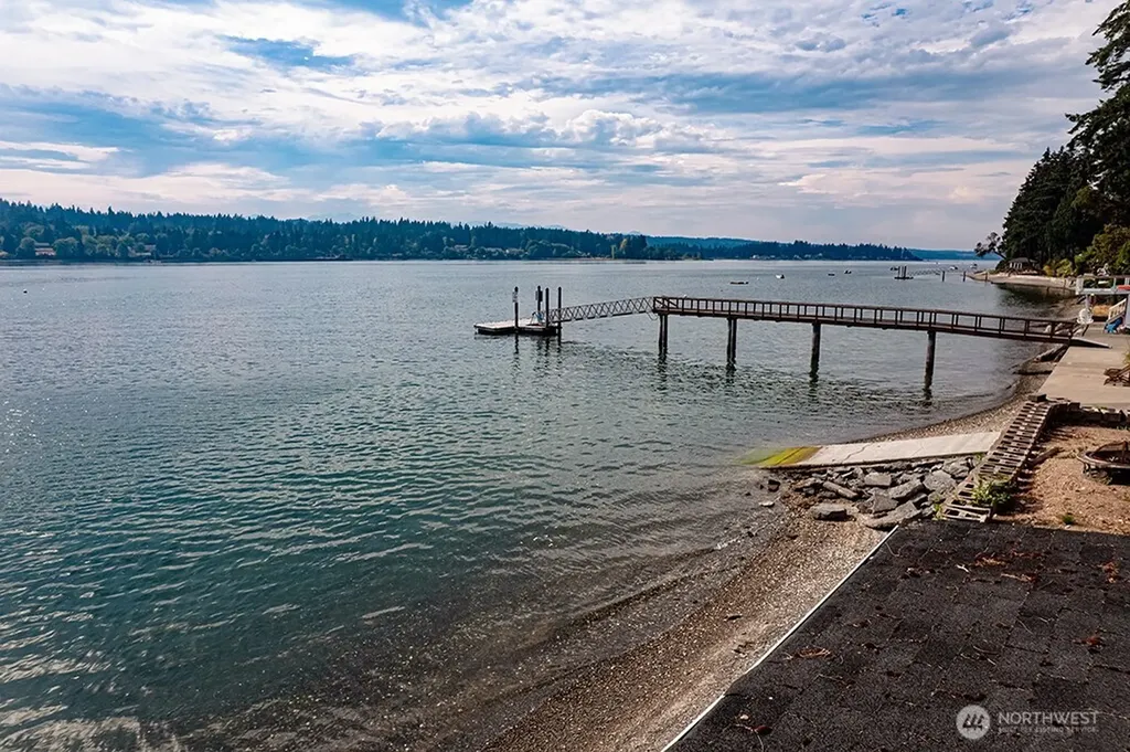 2161 Marine Drive Bremerton WA 98312