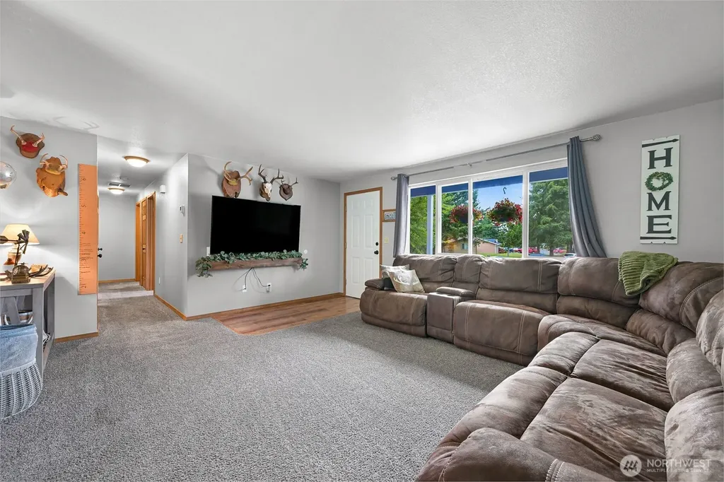 300 Cashmere Lane Everson WA 98247