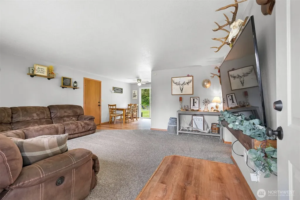 300 Cashmere Lane Everson WA 98247