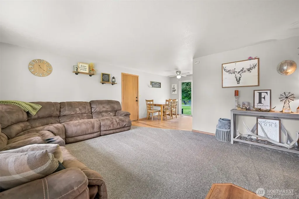 300 Cashmere Lane Everson WA 98247
