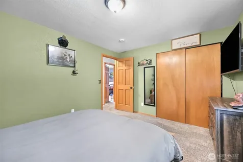300 Cashmere Lane Everson WA 98247