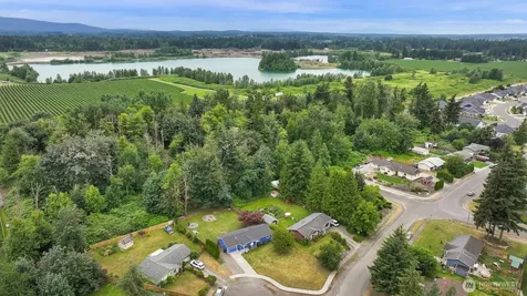 300 Cashmere Lane Everson WA 98247