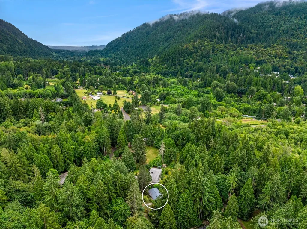 9429 240th Avenue SE Issaquah WA 98027