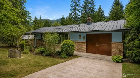 9429 240th Avenue SE Issaquah WA 98027