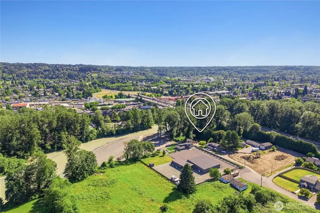 6808 112th Avenue E Puyallup WA 98372