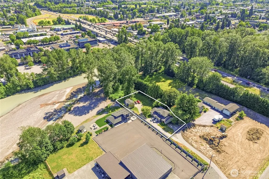 6808 112th Avenue E Puyallup WA 98372