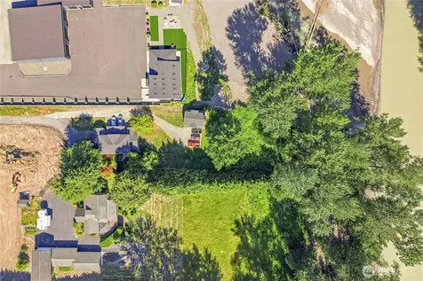 6808 112th Avenue E Puyallup WA 98372