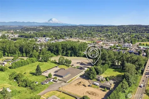 6808 112th Avenue E Puyallup WA 98372