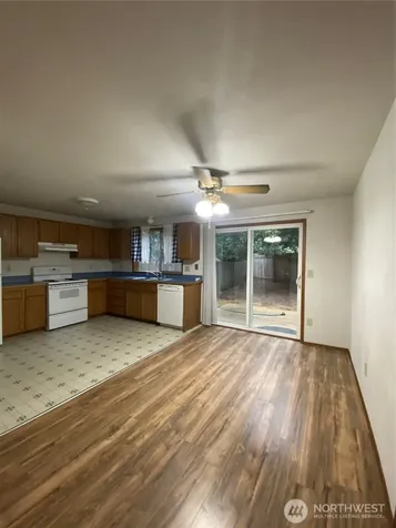 6808 112th Avenue E Puyallup WA 98372