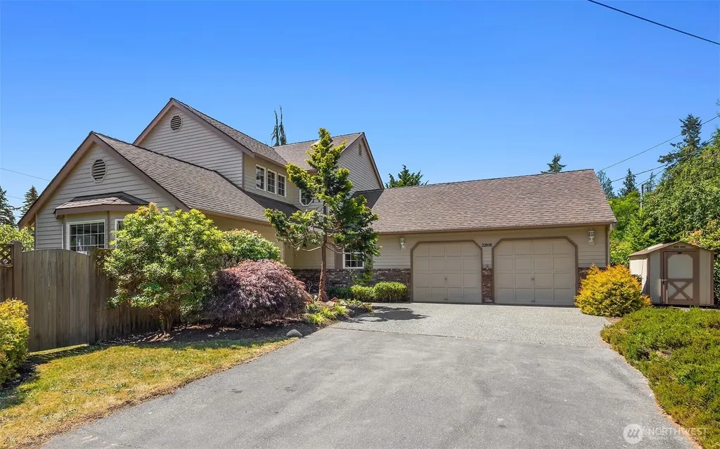22606 96th Avenue W Edmonds WA 98020
