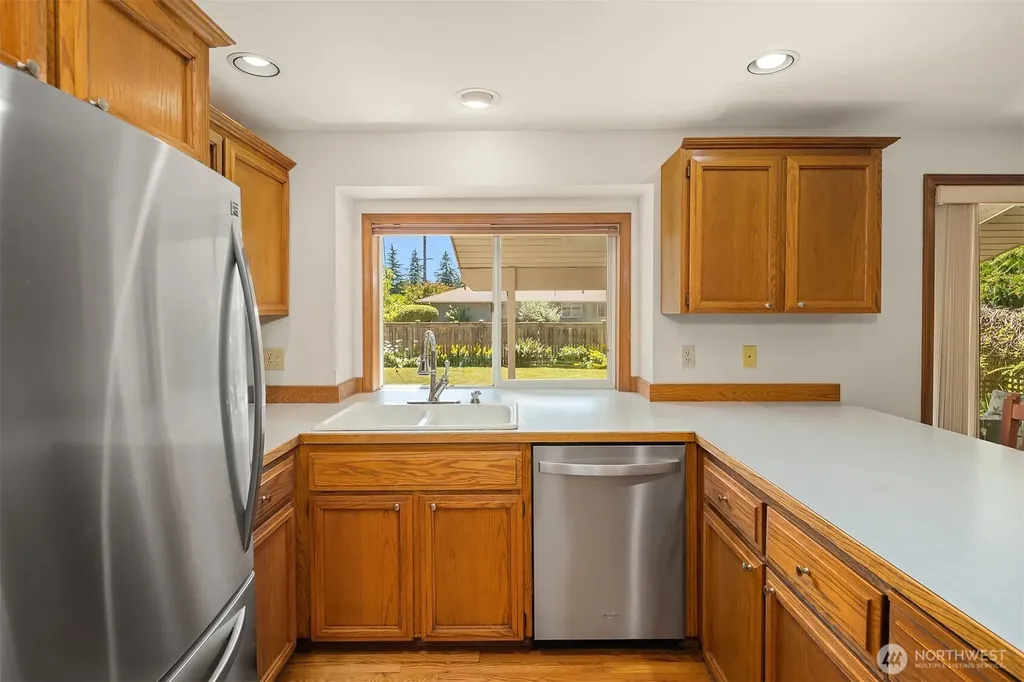 22606 96th Avenue W Edmonds WA 98020