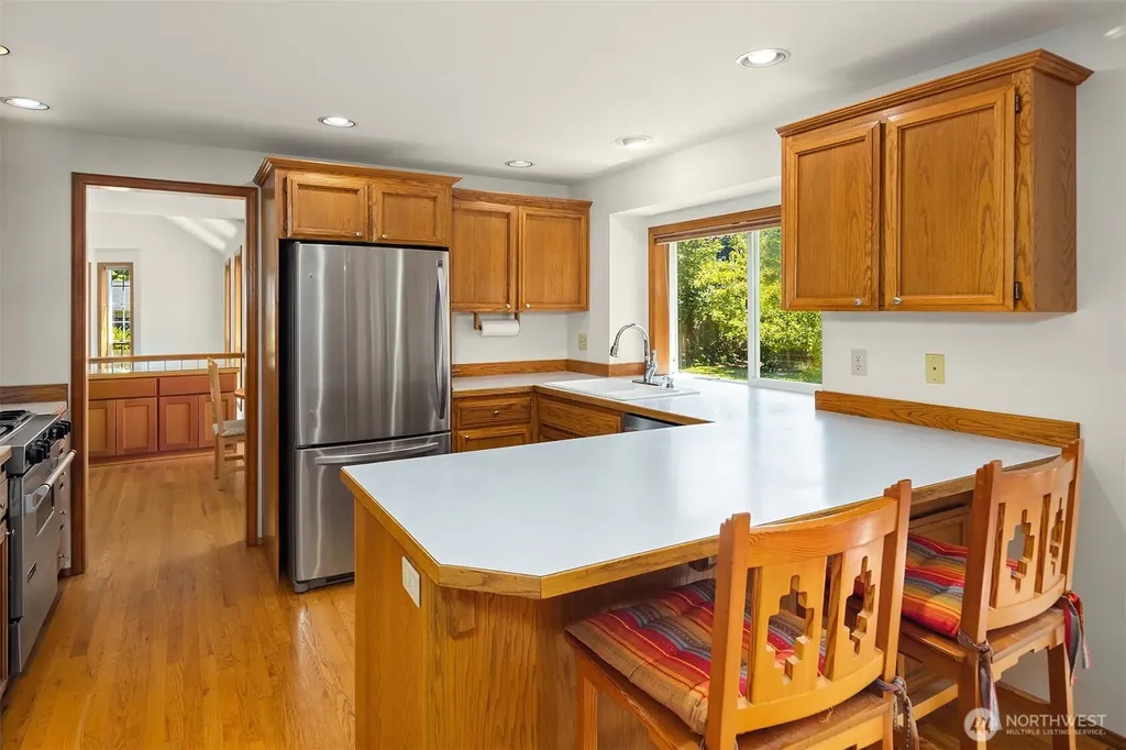 22606 96th Avenue W Edmonds WA 98020