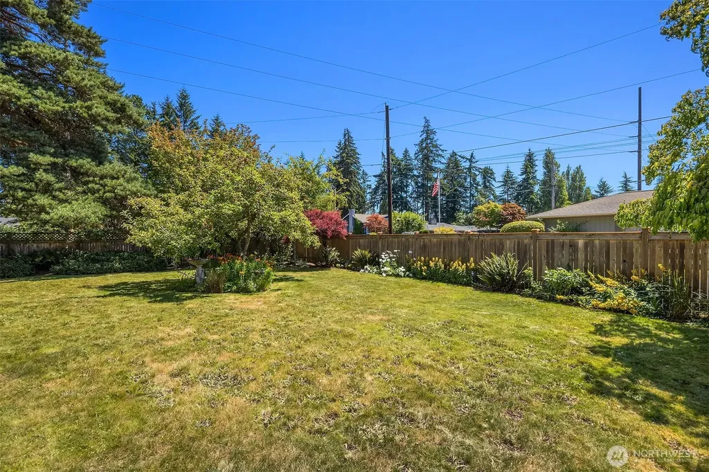 22606 96th Avenue W Edmonds WA 98020