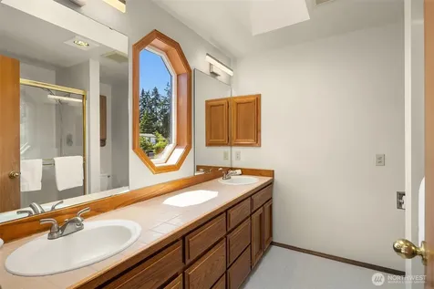 22606 96th Avenue W Edmonds WA 98020