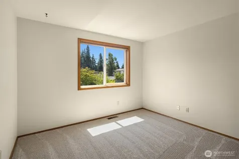 22606 96th Avenue W Edmonds WA 98020