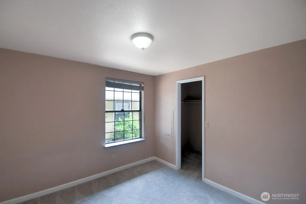 571 Malibu Drive SE Lacey WA 98503