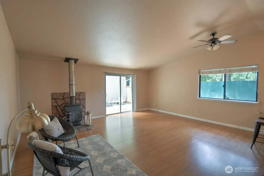 571 Malibu Drive SE Lacey WA 98503