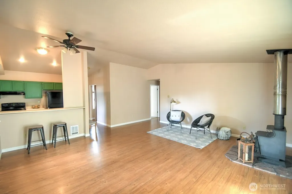 571 Malibu Drive SE Lacey WA 98503