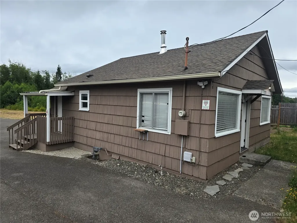23371 E State Route 3 Belfair WA 98528