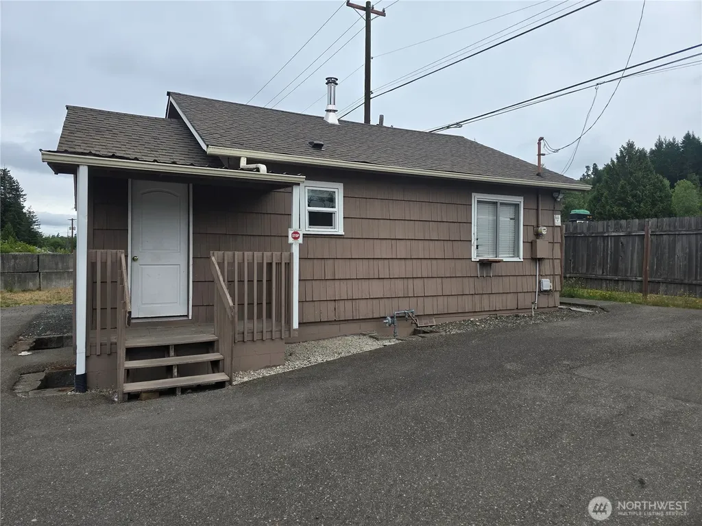 23371 E State Route 3 Belfair WA 98528